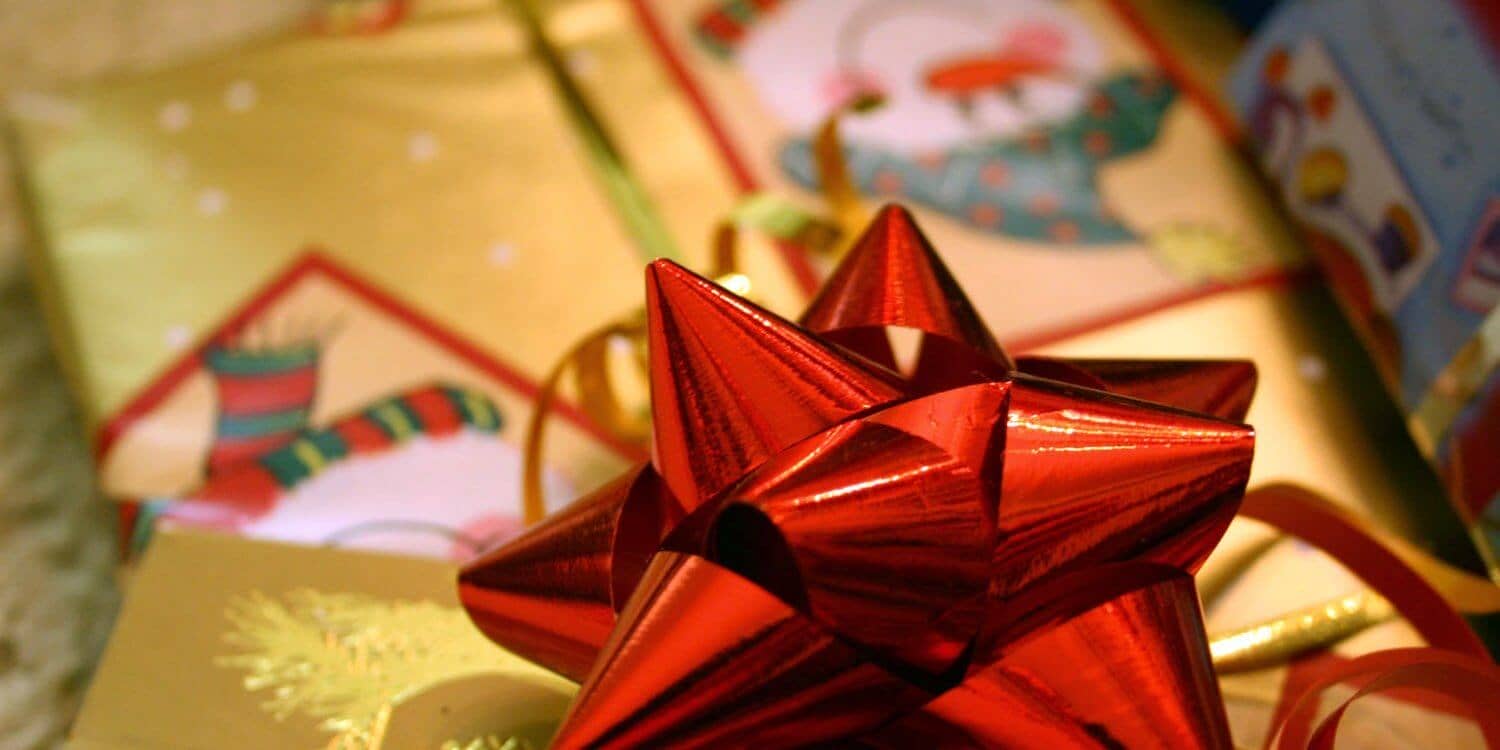 Maintracts_presents