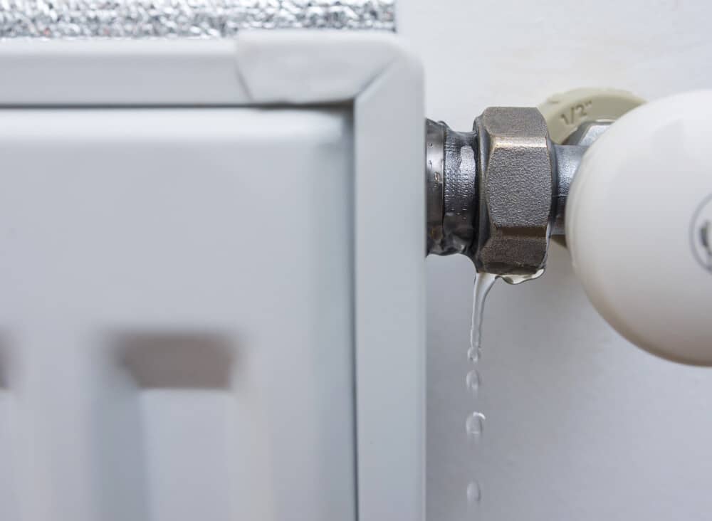 View of What can cause leaky radiators? - Maintracts Services Ltd