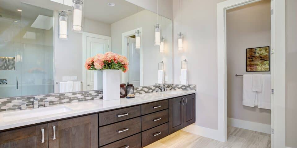 bathroom-lighting bathroom-lighting