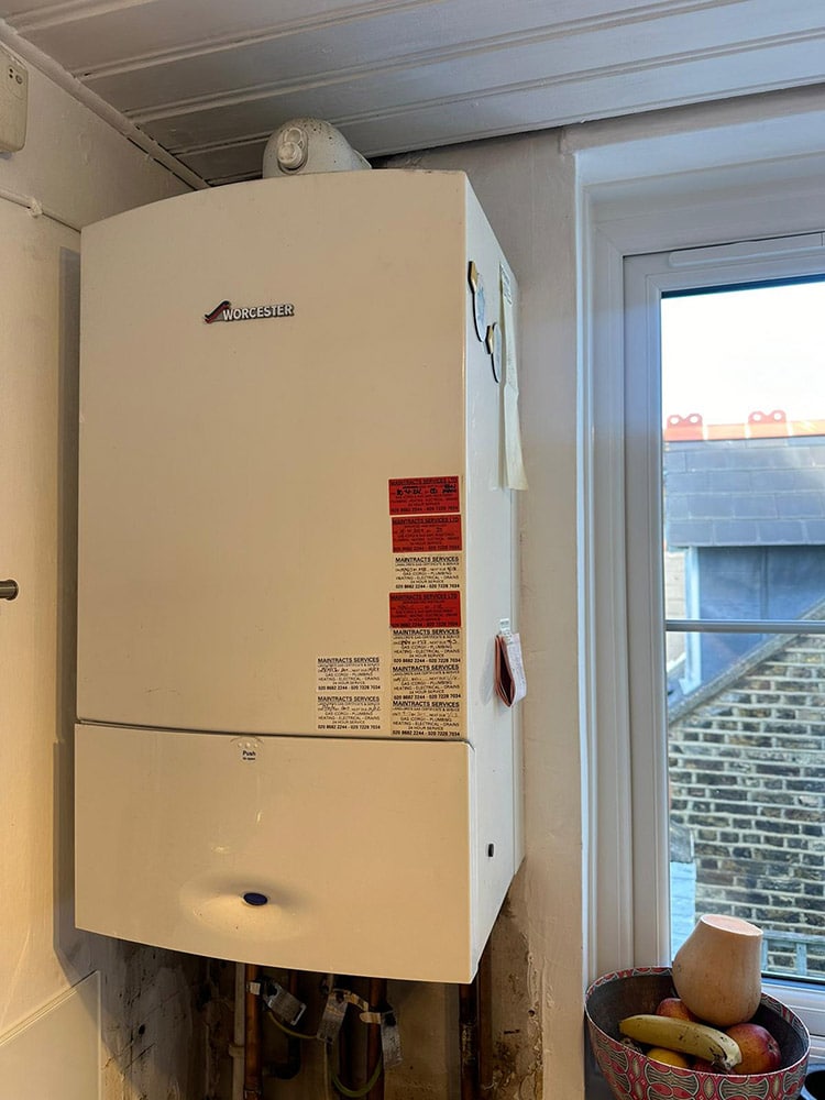 How A Gas Combi Boiler Works - Maintracts Services Ltd